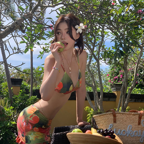 夏日多巴胺辣妹罗卡艺分体泳衣女