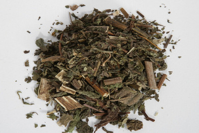 野生滋补品豨莶草手选