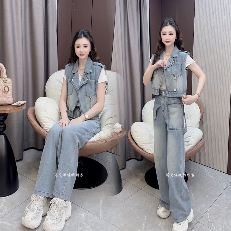 牛仔套装女2026早秋季新款港风时尚显瘦马甲外套短袖束脚裤三件套