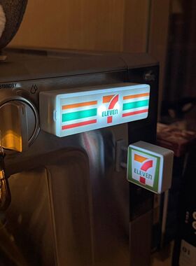 711便利店冰箱贴可发光磁吸装饰磁贴式便携充电款家居生活摆件