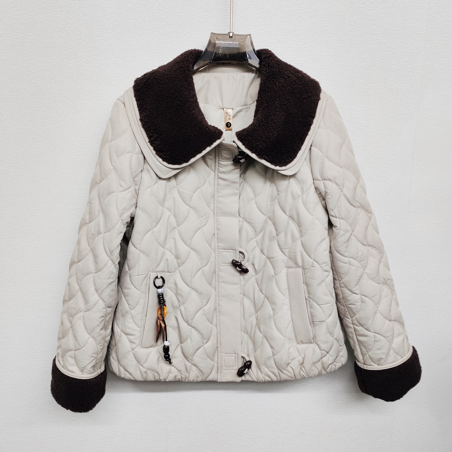 F813轻薄短款棉衣外套洋气双层翻领韩版小个女士棉服特色纽扣挂件