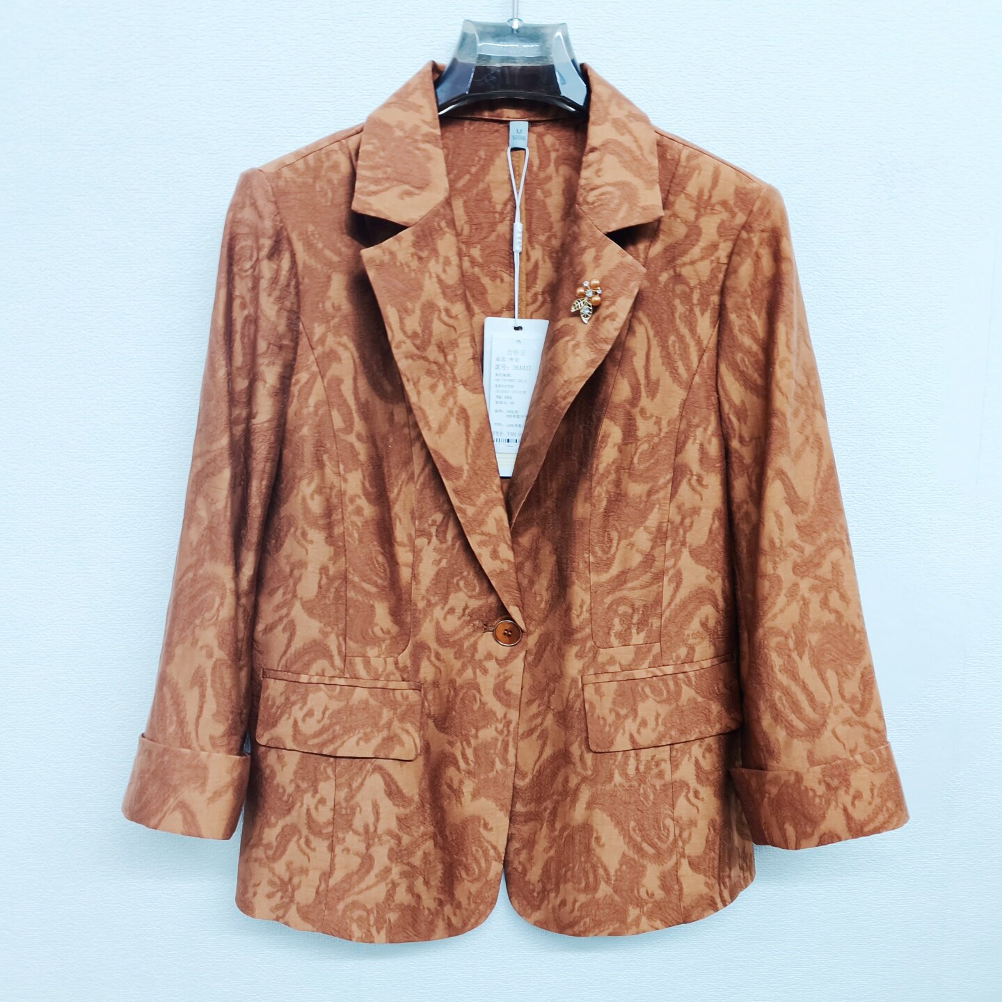 艾26A37高级感提花薄款西装女士春款外套修身一粒扣九分袖小西服