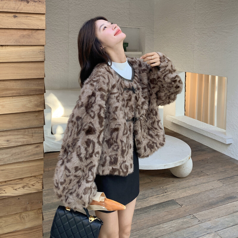 女装/女士精品派克服2025年冬季其他单排扣插肩袖长袖