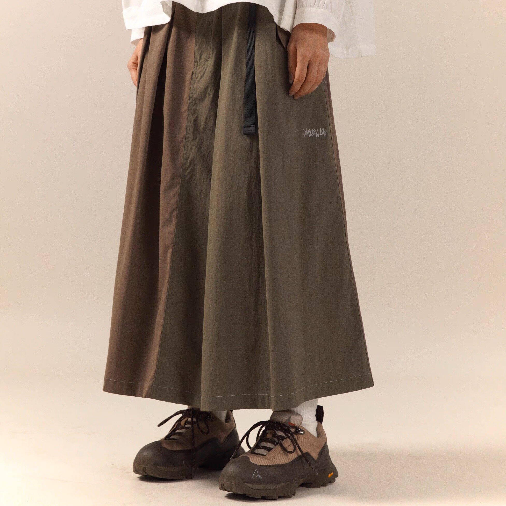 DAIKONLab.户外防水耐磨半身裙