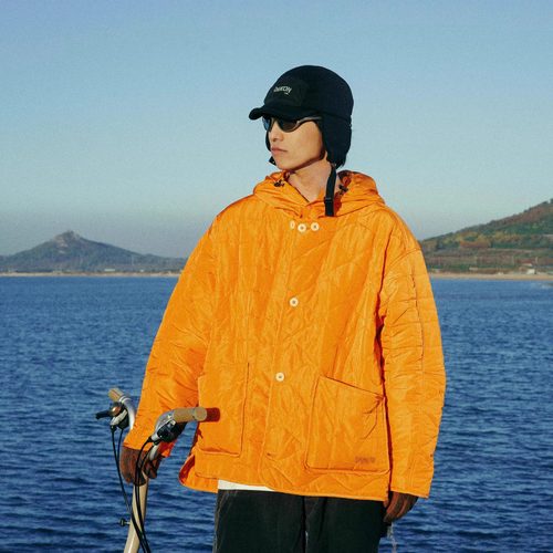 DAIKONLab.3种穿法拼接绗缝棉服