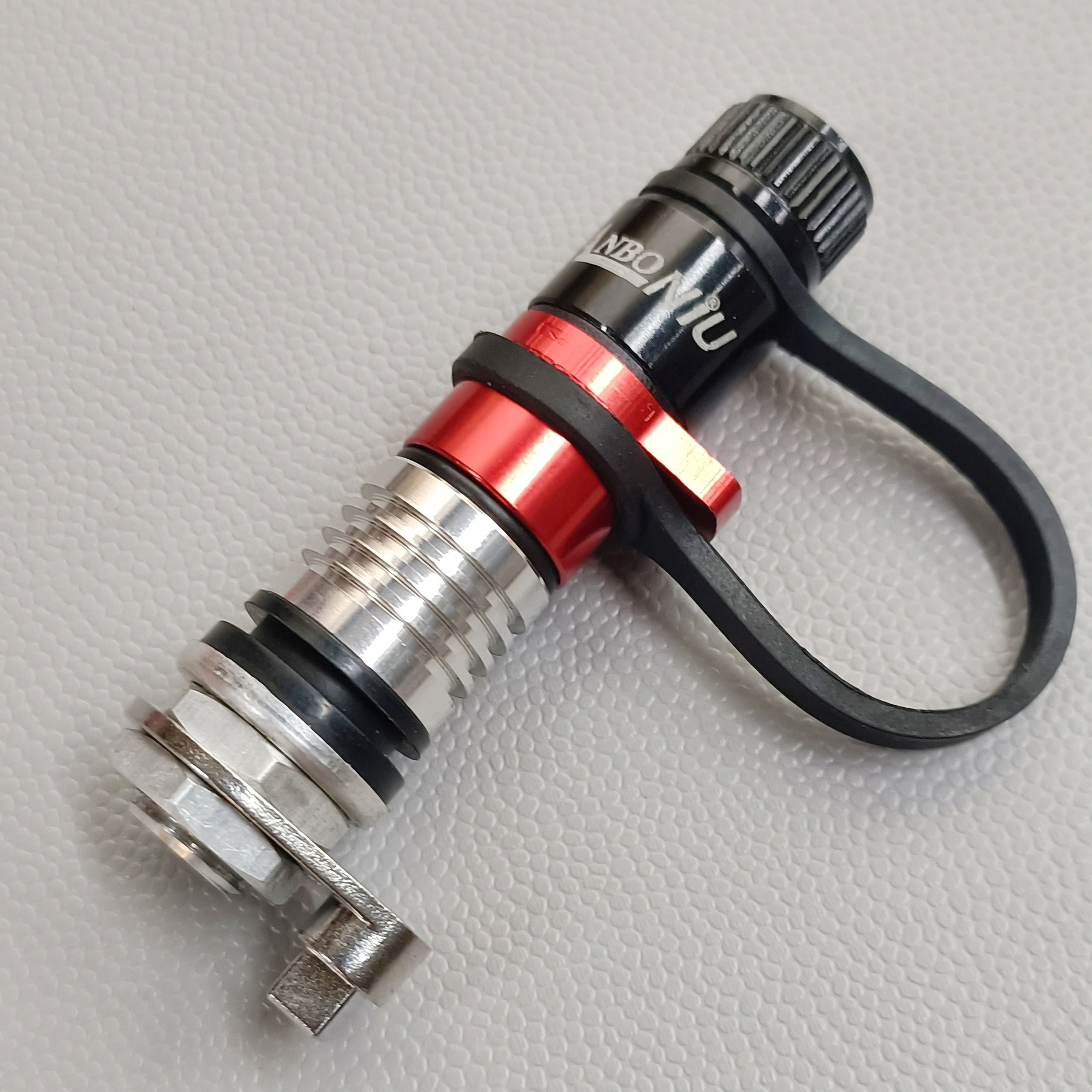 快速放气嘴，助你征服每一程！