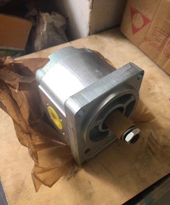 力士乐Rexroth齿轮泵0510625013 AZPF