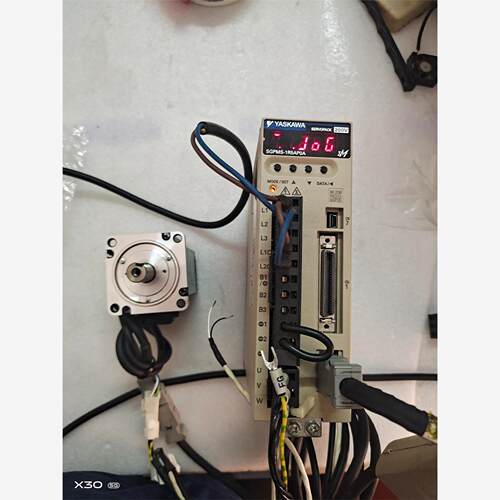 安川M系伺服SGPMS-1R5AP0A+电机SGMMS－ 0