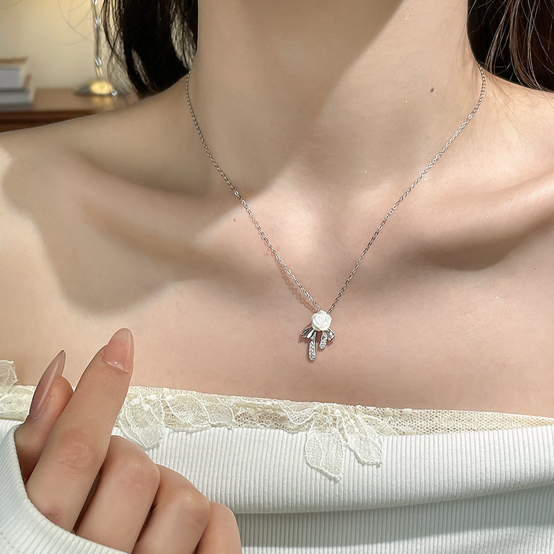 原创丝带玫瑰花项链女925纯银韩版小清新蝴蝶结锁骨链贝母项饰品