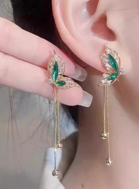 s925银针新款绿色蝴蝶长款流苏日韩气质轻奢简约百搭耳环潮耳饰品