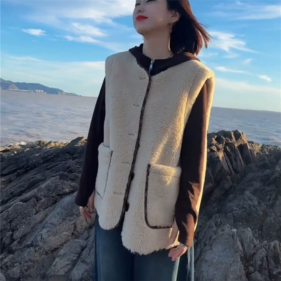 两面穿羊羔毛宽松保暖马甲背心潮