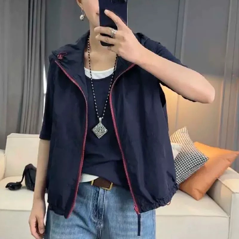 时尚简约撞色连帽两面穿马甲外套