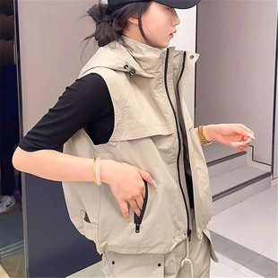 欧货短款连帽工装马甲背心女春秋新款宽松百搭休闲马夹坎肩外套潮