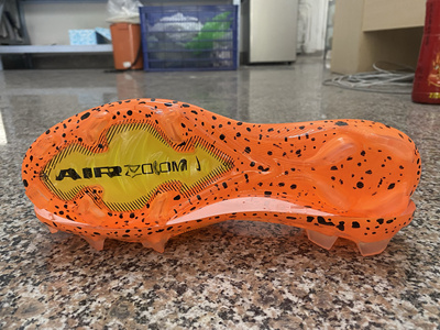 刺客16FG大底 一体水晶底 耐磨耐踢 不容易断底掉钉子