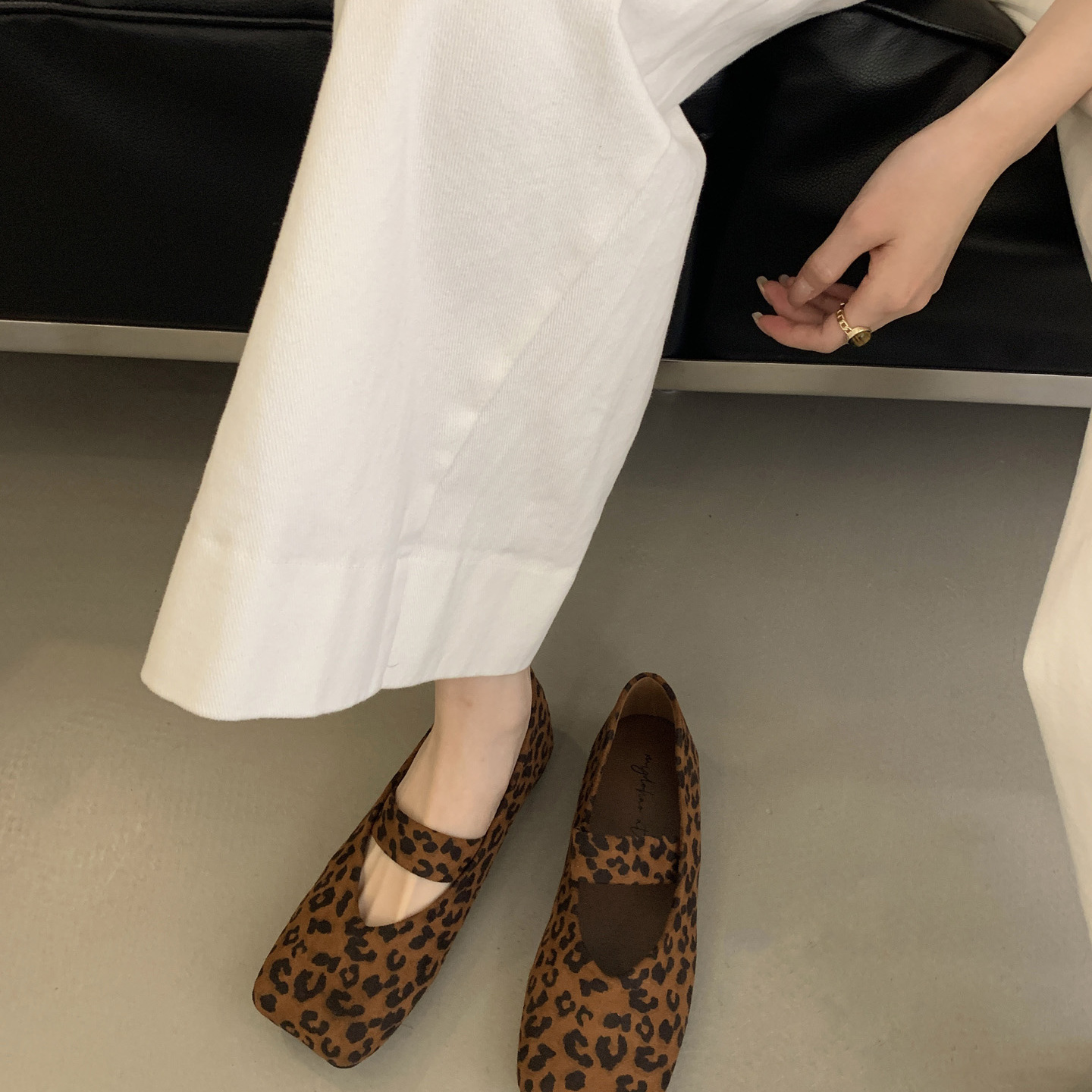 复古小众方头浅口单鞋女2025新款法式温柔仙女风豹纹平底玛丽珍鞋