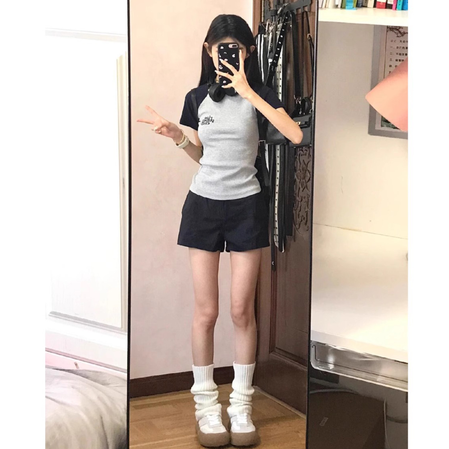 黑色工装棉麻短裤三分裤女夏季2026新款高腰宽松a字阔腿热裤子潮