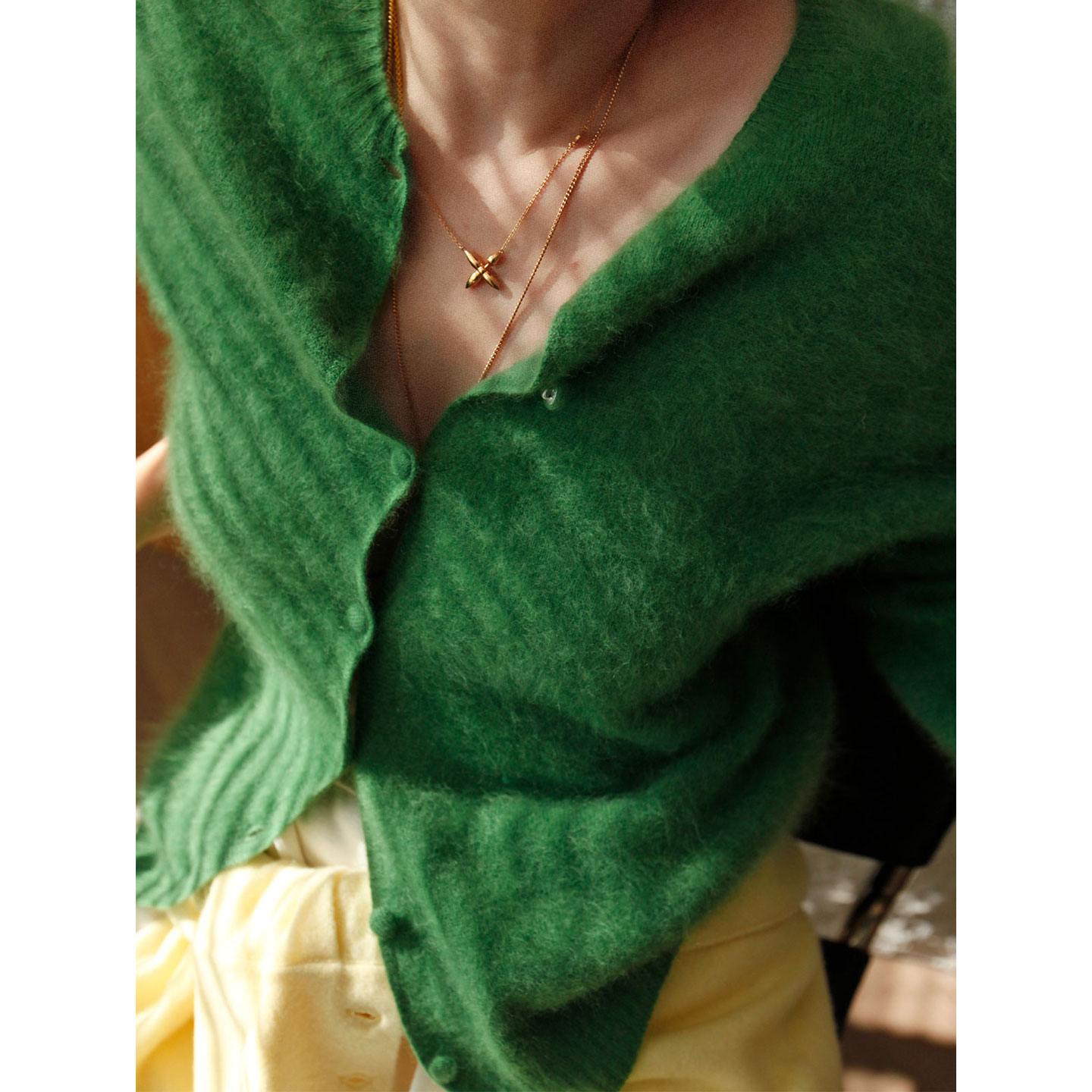 软糯羊绒拉毛绿色针织开衫女