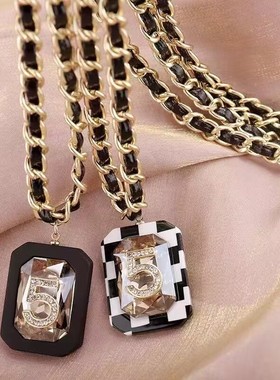 轻奢高级感毛衣链气质百搭配饰