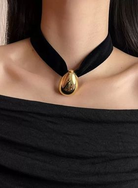 高级感法式复古黑色宽丝绒项链
