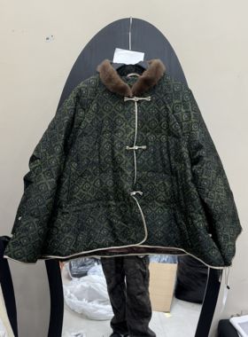 欧洲站2025冬季新款时尚圆领长袖纯色简约百搭鹅绒羽绒服女85510