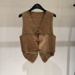 欧洲站2026春季新款时尚V领单排扣麂皮绒无袖马甲女款欧货