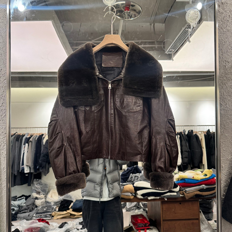 欧洲站翻毛领羊皮鹅绒短款皮衣女