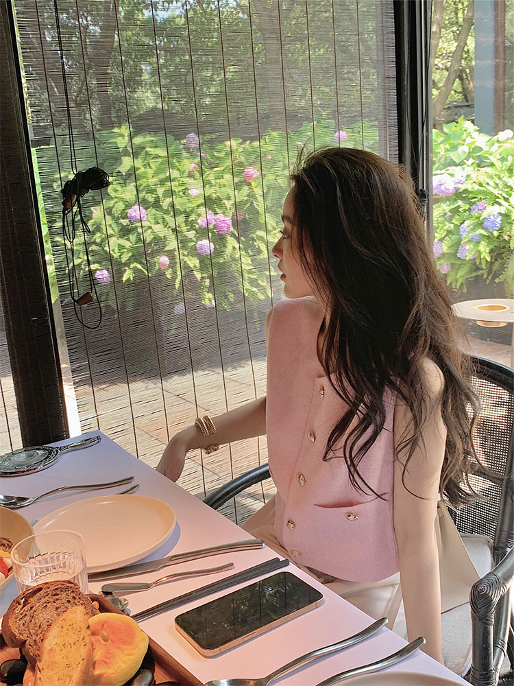 蜜桃粉温柔小香风背心夏新