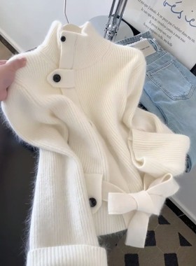 韩系慵懒风白色半高领绑带针织衫女秋冬新款宽松显瘦毛衣外套上衣
