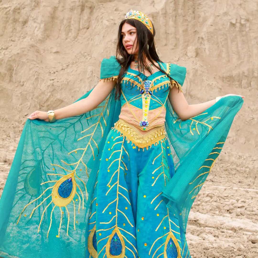 丽晨达羽孔雀异域风演出服