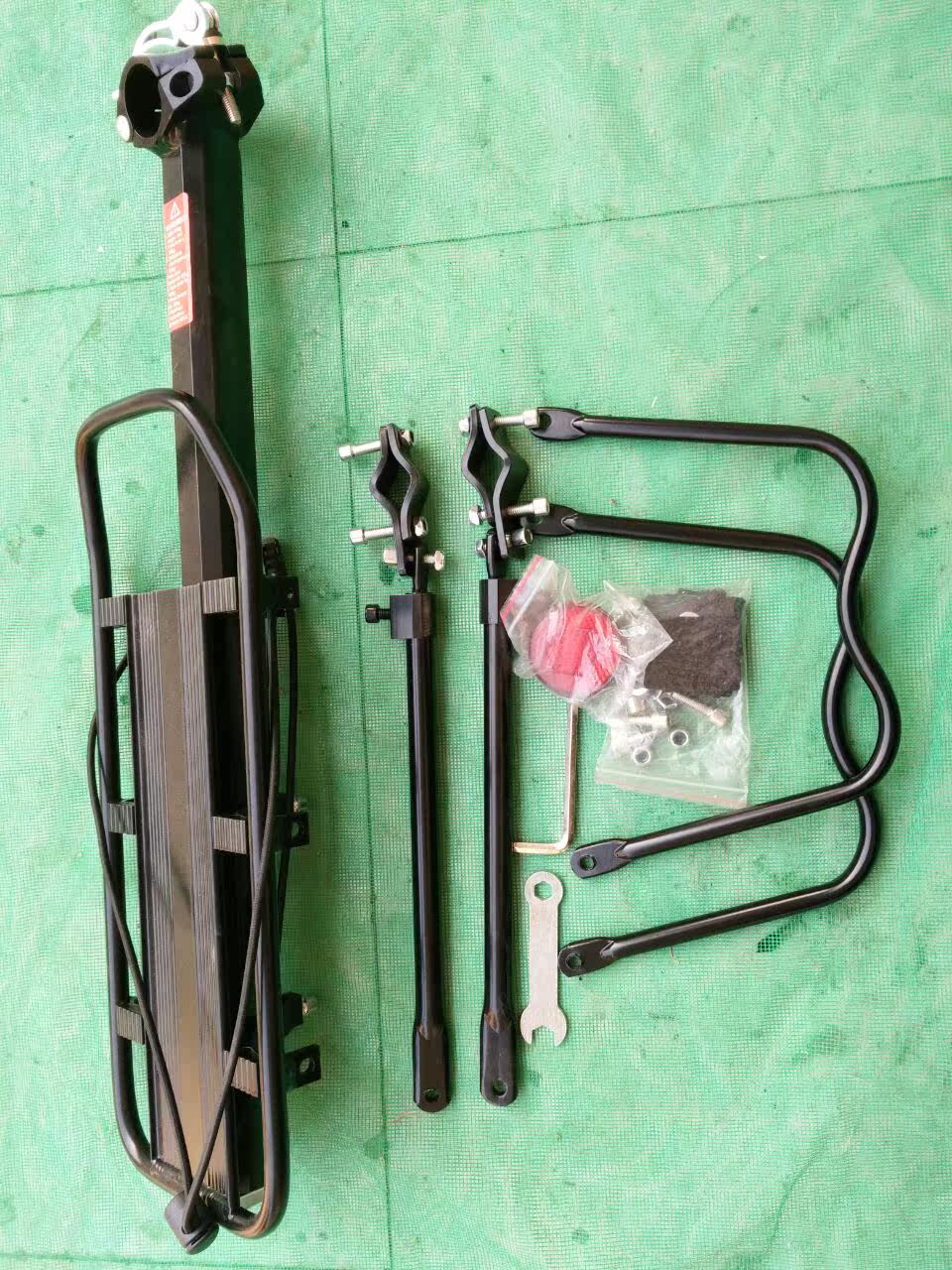 Porte-bagages pour vélo - Ref 2411538 Image 1