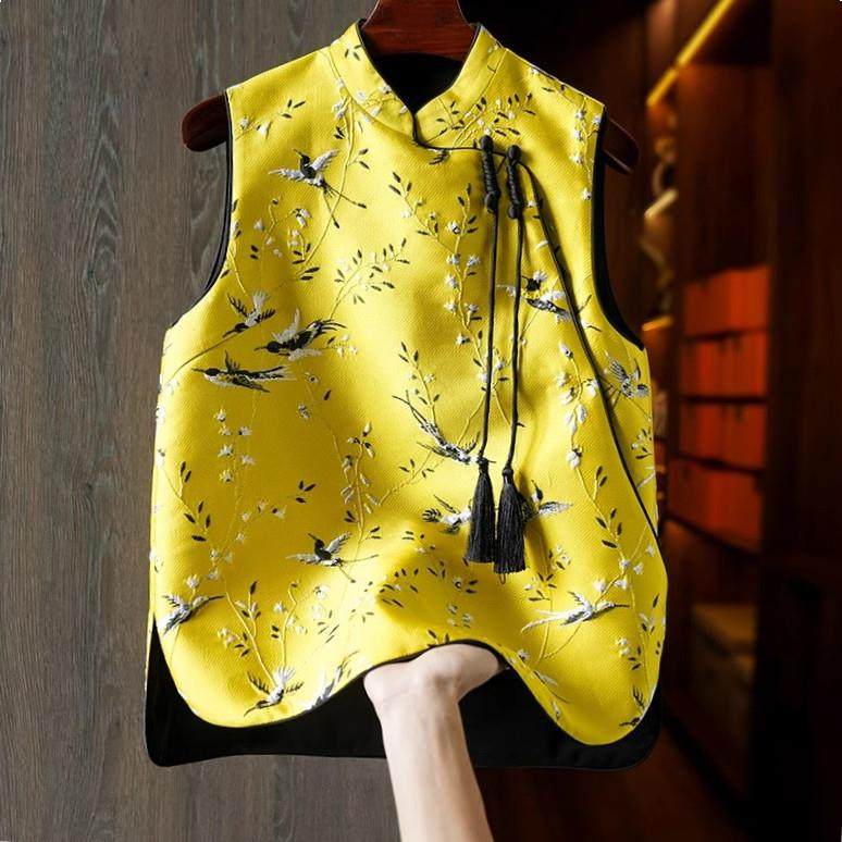 大牌外贸专柜撤回黄色真丝织锦缎马甲背心女复古刺绣中式盘扣上衣,女装/女士精品,汉服上装,淘宝优惠券,粉丝福利购,淘宝优惠卷