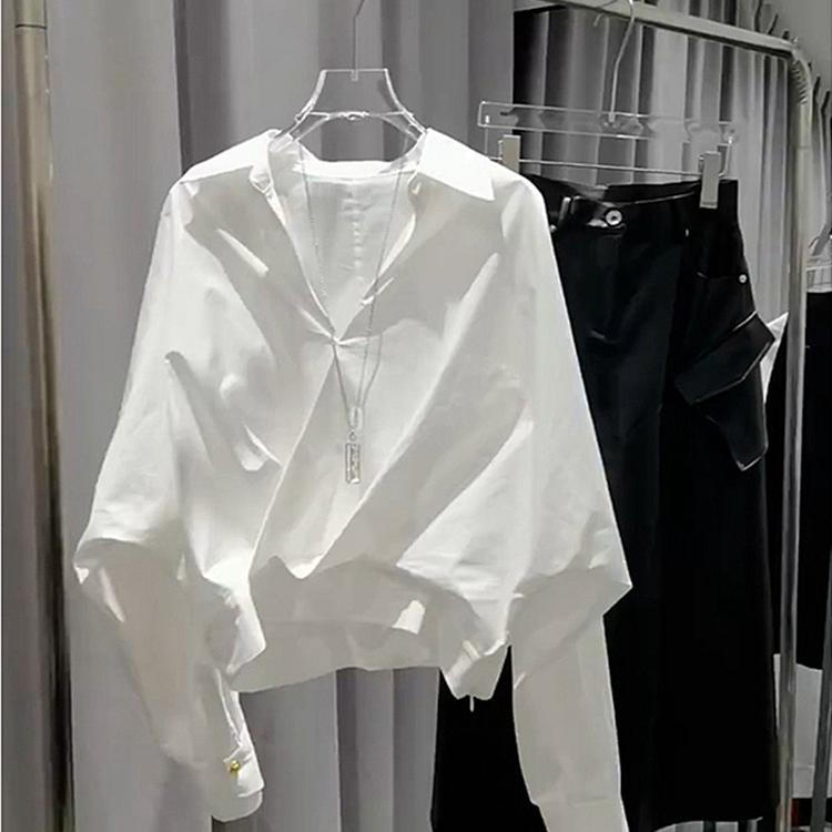 专柜撤回新款休闲时尚减龄上衣宽松简约不规则设计感白色长袖衬衫