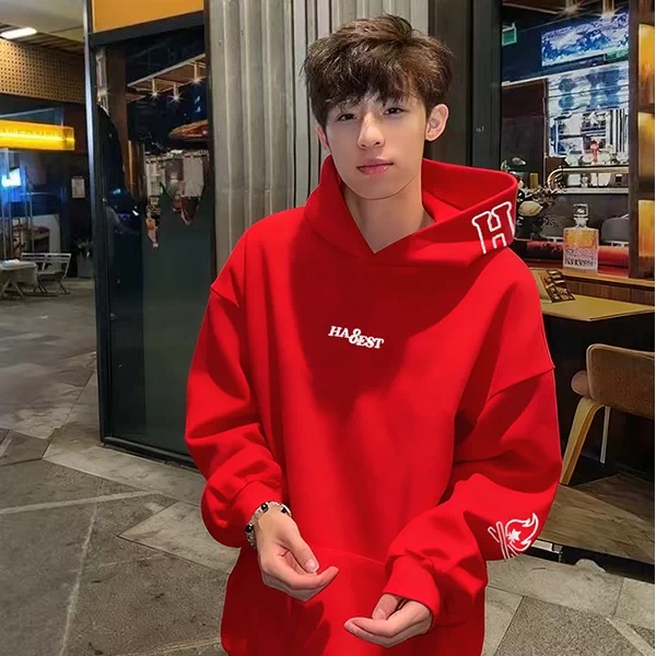 美式潮流火焰刺绣红色连帽卫衣