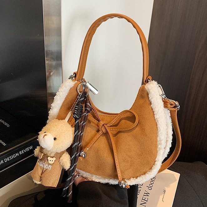 复古麂皮绒毛包女2026新款