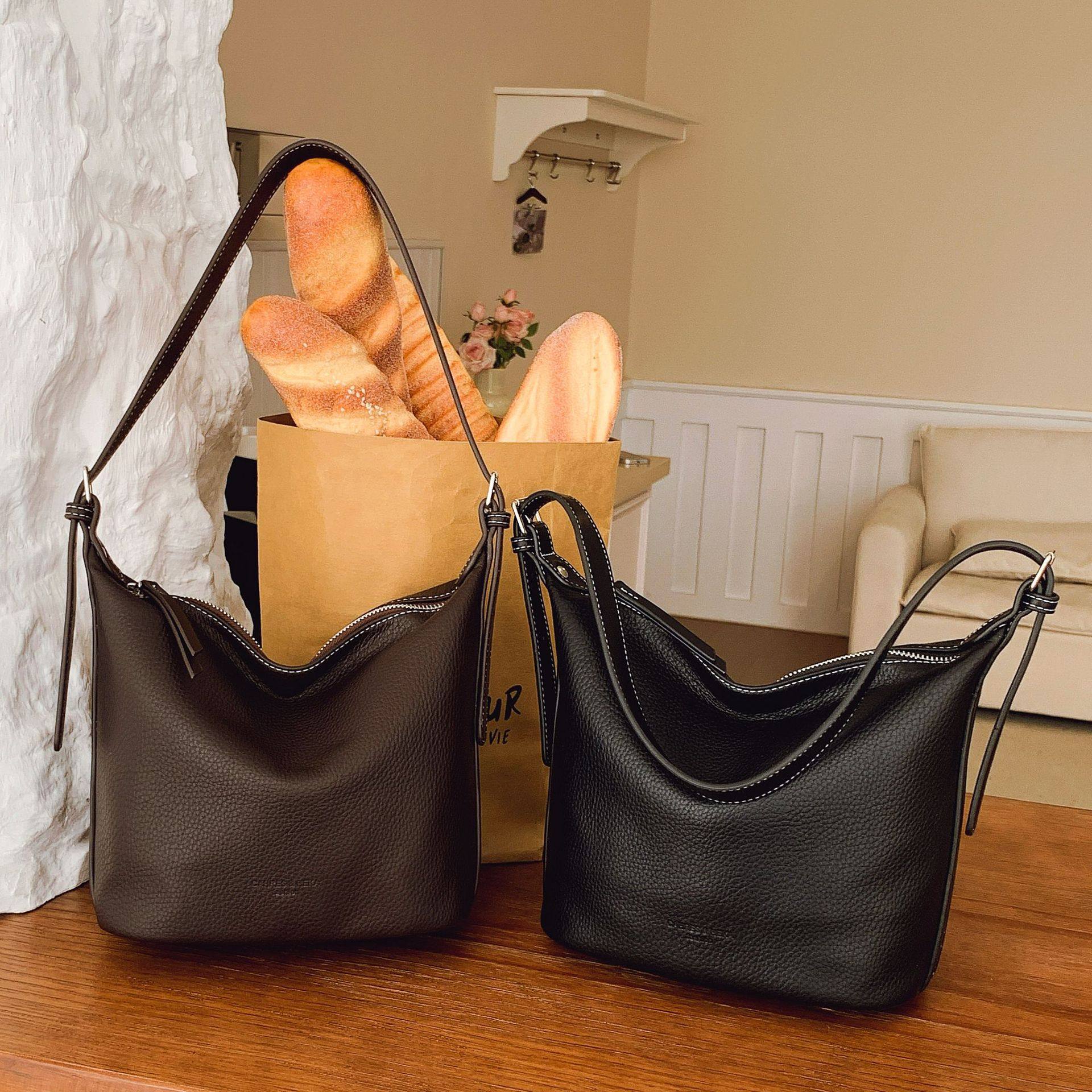 高级感水桶包包女2026新款复古大容量腋下包休闲百搭单肩斜挎包潮,箱包皮具/热销女包/男包,单肩包,淘宝优惠券,粉丝福利购,淘宝优惠卷