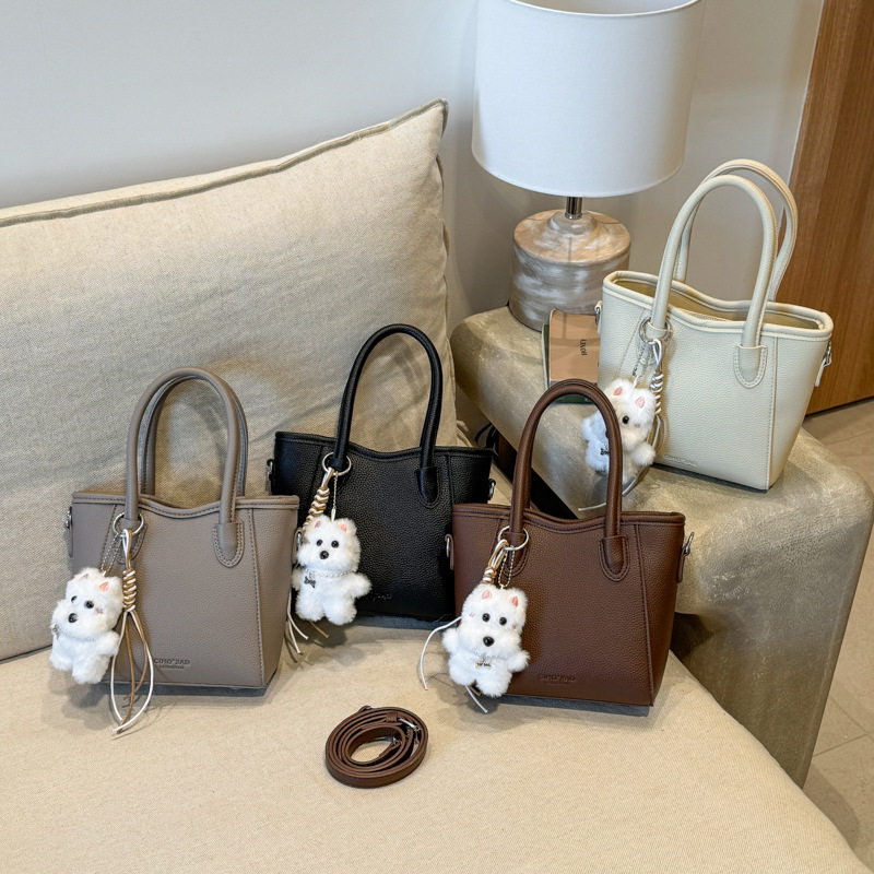 高级感手拎包包女式2026新款潮小众通勤单肩包精致外出斜挎水桶包,箱包皮具/热销女包/男包,单肩包,淘宝优惠券,粉丝福利购,淘宝优惠卷