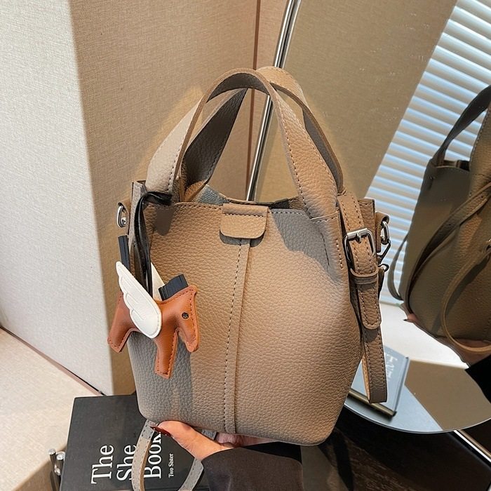 高级感包包女式2026新款小众斜挎包高级感水桶包菜篮子手提单肩包,箱包皮具/热销女包/男包,单肩包,淘宝优惠券,粉丝福利购,淘宝优惠卷