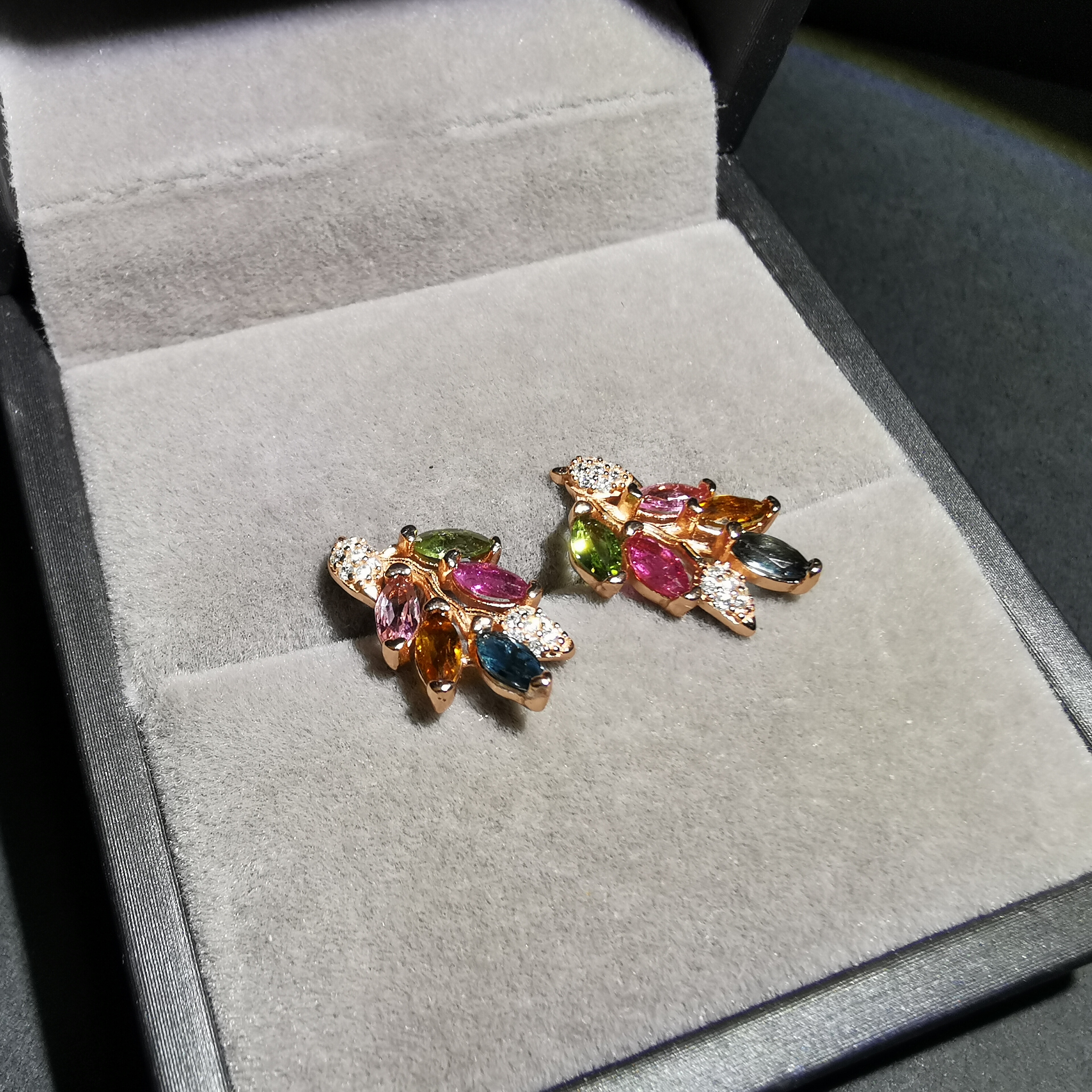 【luna与胖弟】JN17-91 彩色碧玺镶嵌耳钉 多样性发其一