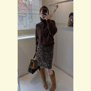 韩系chic美拉德复古小香风咖色高领针织毛衣豹纹半身裙套装女秋冬