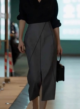 高级感灰色西装半身裙女2025流行新款高腰时尚气质前开叉A字裙子
