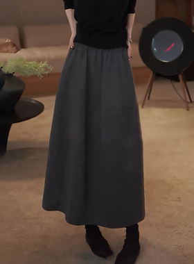 深灰色半身裙女2025秋季流行新款高腰显瘦简约宽松百搭时髦半裙子