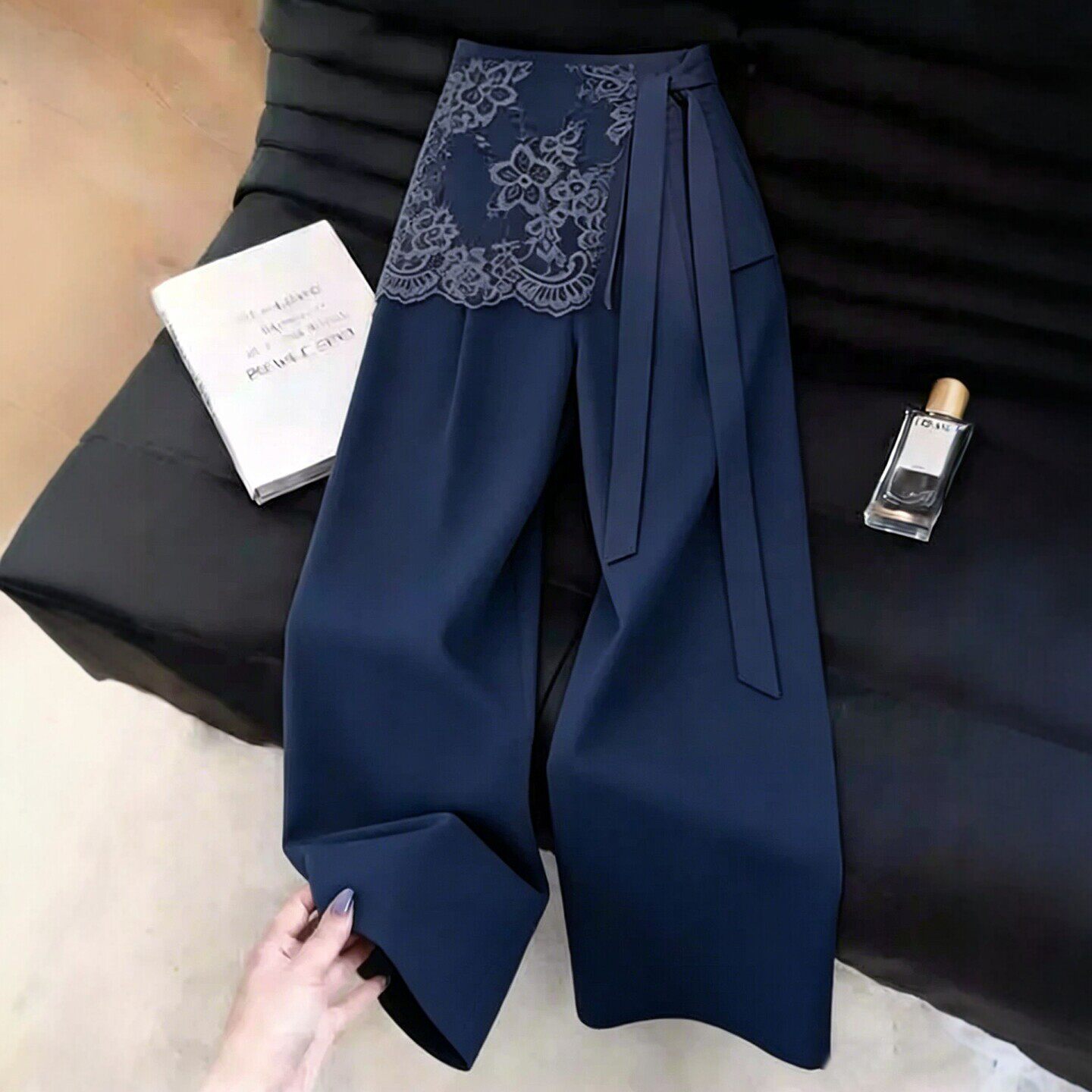 藏青色蕾丝拼接腰头西装裤女夏季新款轻奢减龄时尚直筒裤休闲裤子