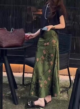 新中式国风水墨印花缎面半身裙女夏薄款垂感冰丝裙子高腰气质长裙