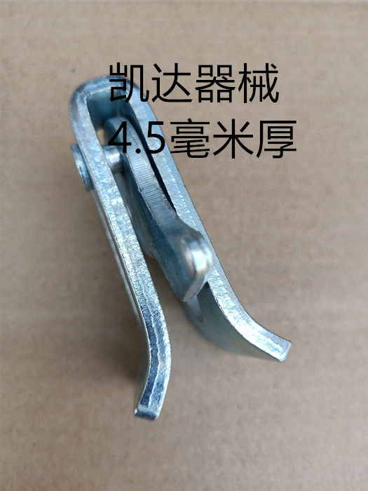 母猪产床配件养猪设备定位栏水管固定夹养殖场碰锁门扣保育床配件