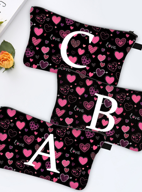 爱心英文字母印花化妆包大容量防水收纳包拉链饺子型洗漱包跨境