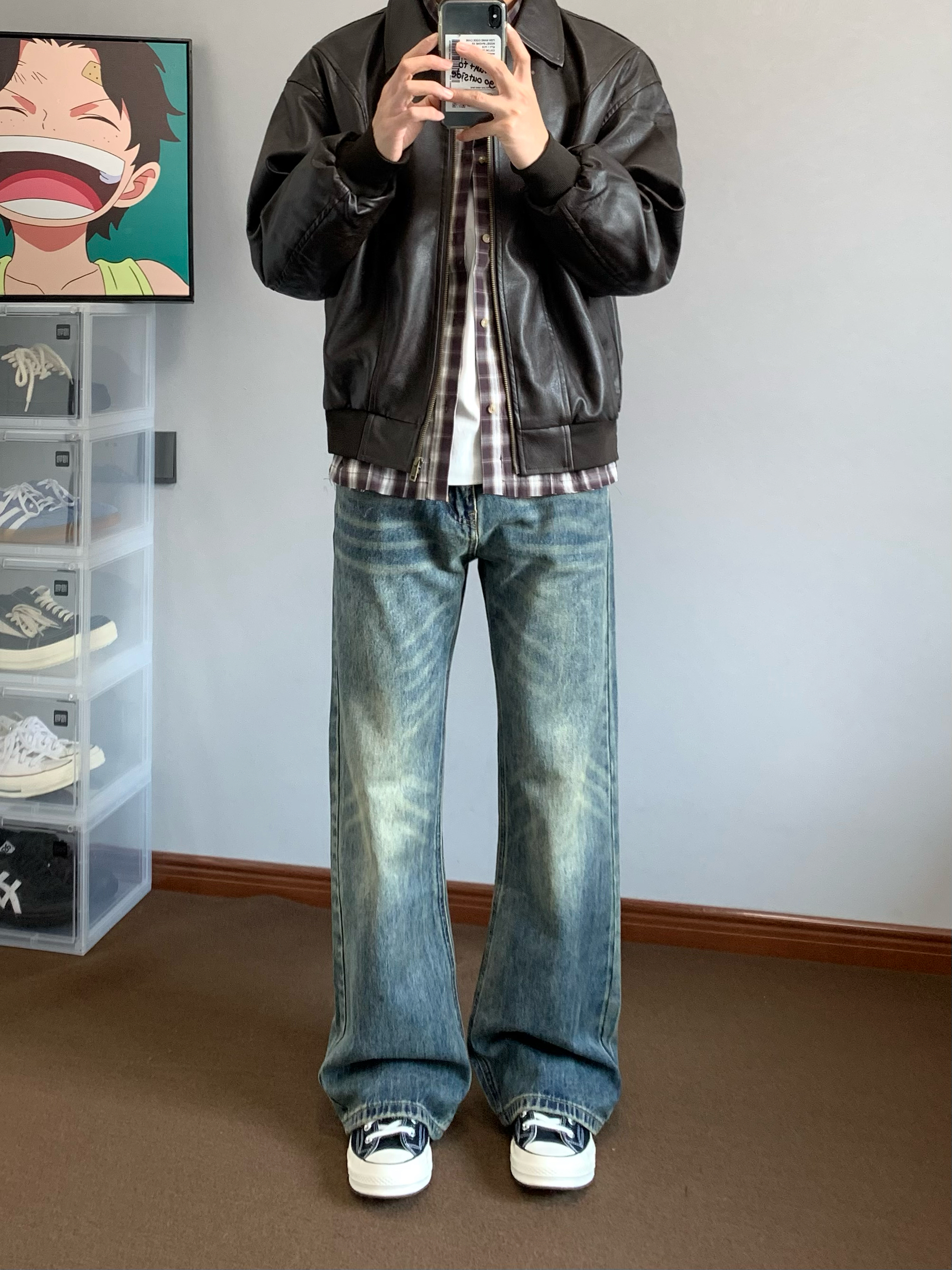 美式复古水洗做旧微喇牛仔裤