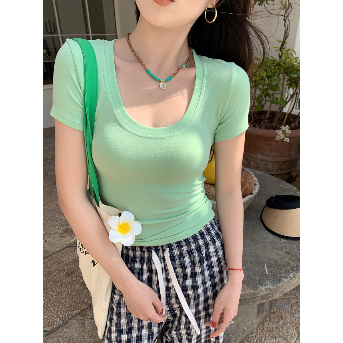 U领正肩短袖T恤女2025夏季女装新款高级感半袖修身显瘦短款上衣
