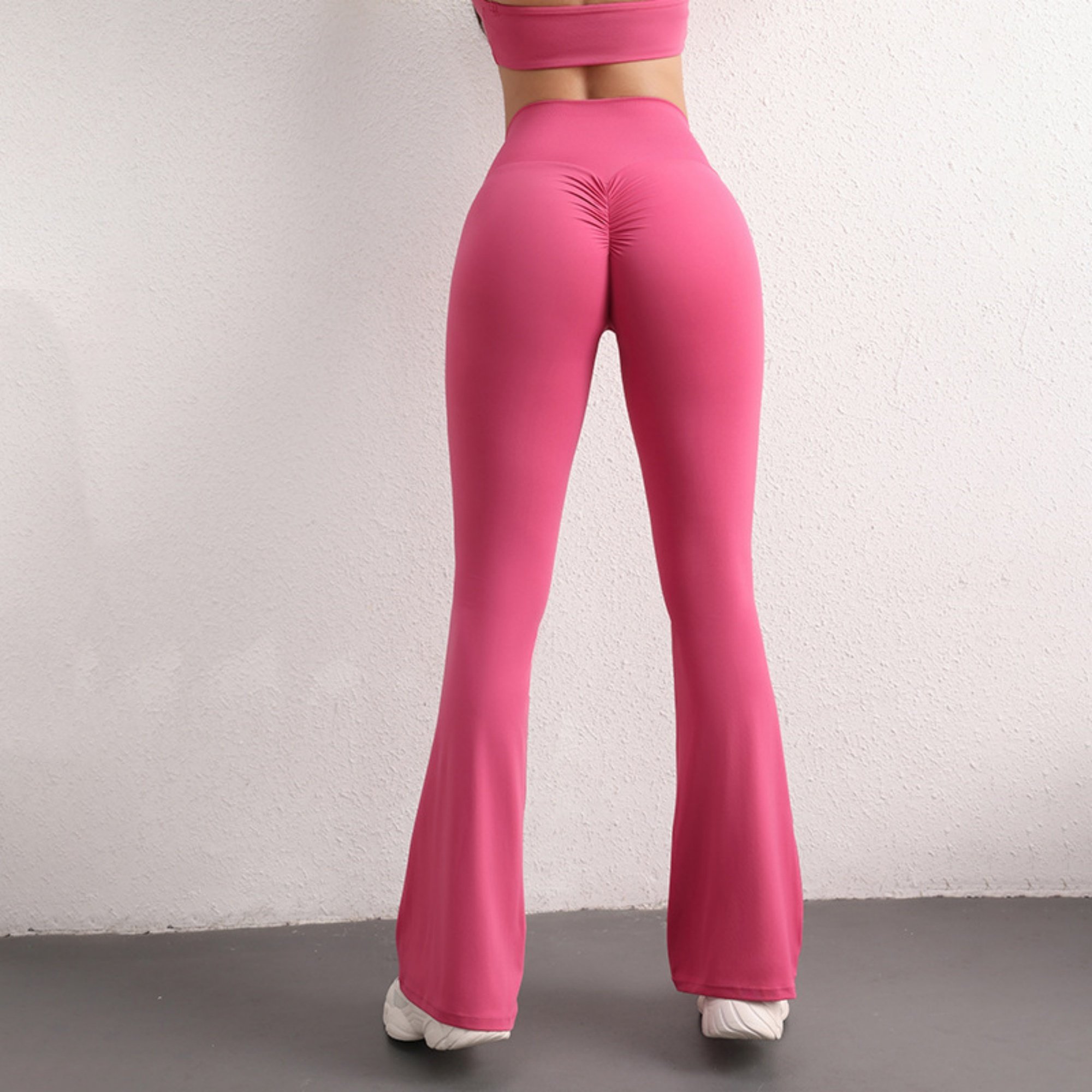 菊花健身裤女欧美高腰蜜桃提臀速干微喇裸感运动普拉提阔腿瑜伽裤,运动服/休闲服装,健身裤,淘宝优惠券,粉丝福利购,淘宝优惠卷