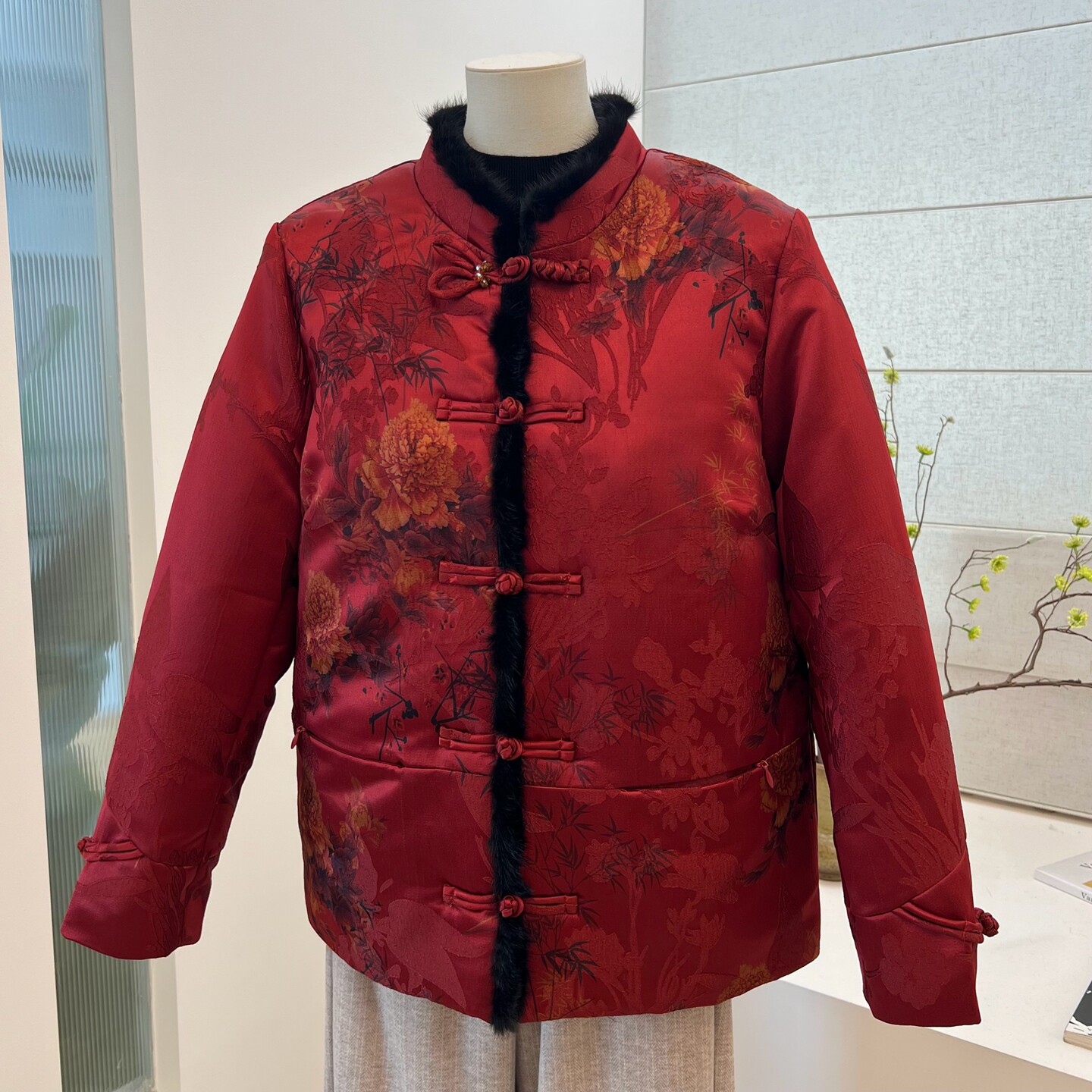 冬季奶奶装85白鸭绒羽绒服外套中老年妈妈老太太宽松毛领中长款女