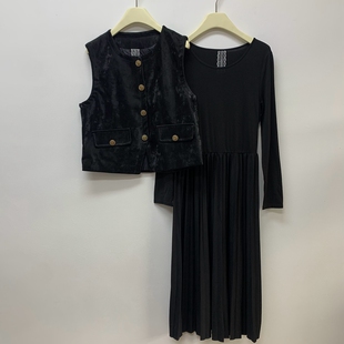 2025春秋新品妈妈装40岁50两件套马甲连衣裙中老年秋季套装衣服女